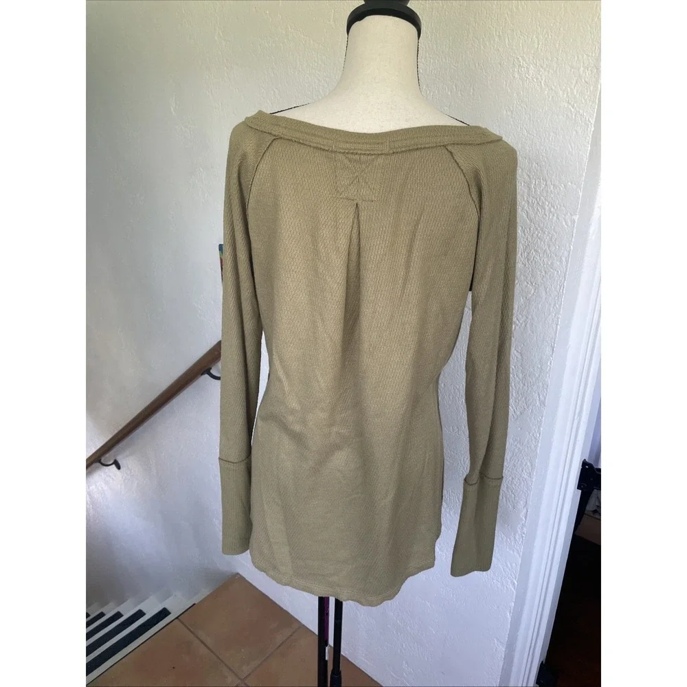 Free People Snowy Thermal Waffle Knit Thumbholes Tunic Top Olive Green Size S